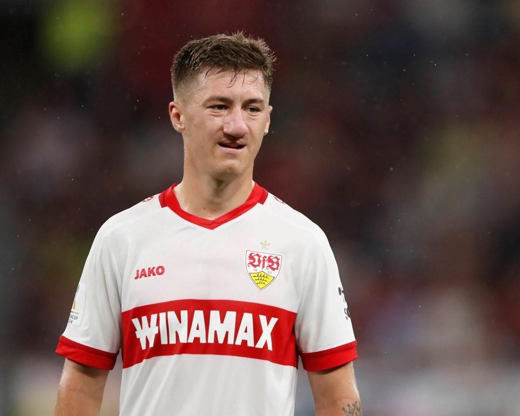 记者为施蒂勒不实消息致歉：我错了，曼联代表团没去斯图加特