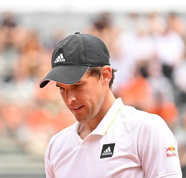 开云官网-张奔斗：连败之路望不到尽头？ 蒂姆输球看到抑郁